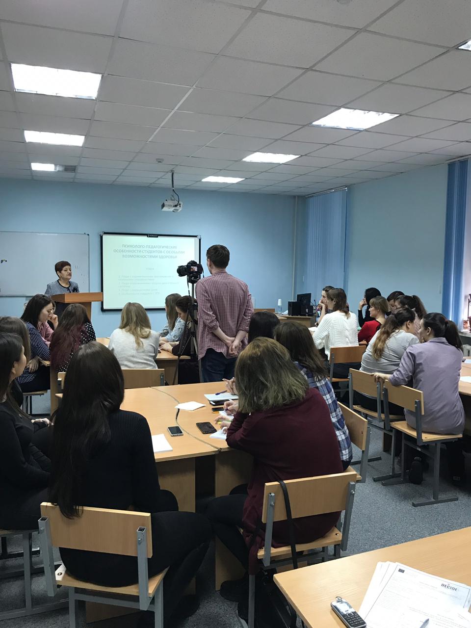 Prof. Sarkisyan teaching M8